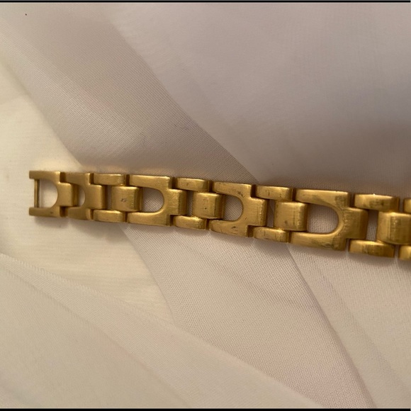 Guess | Gold watch - Picture 9 of 14